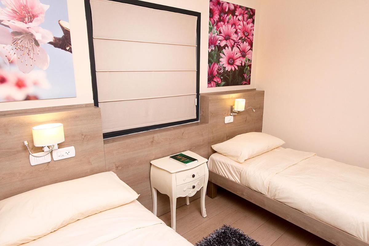 Achuza Bamarom Villa Safed Exteriör bild