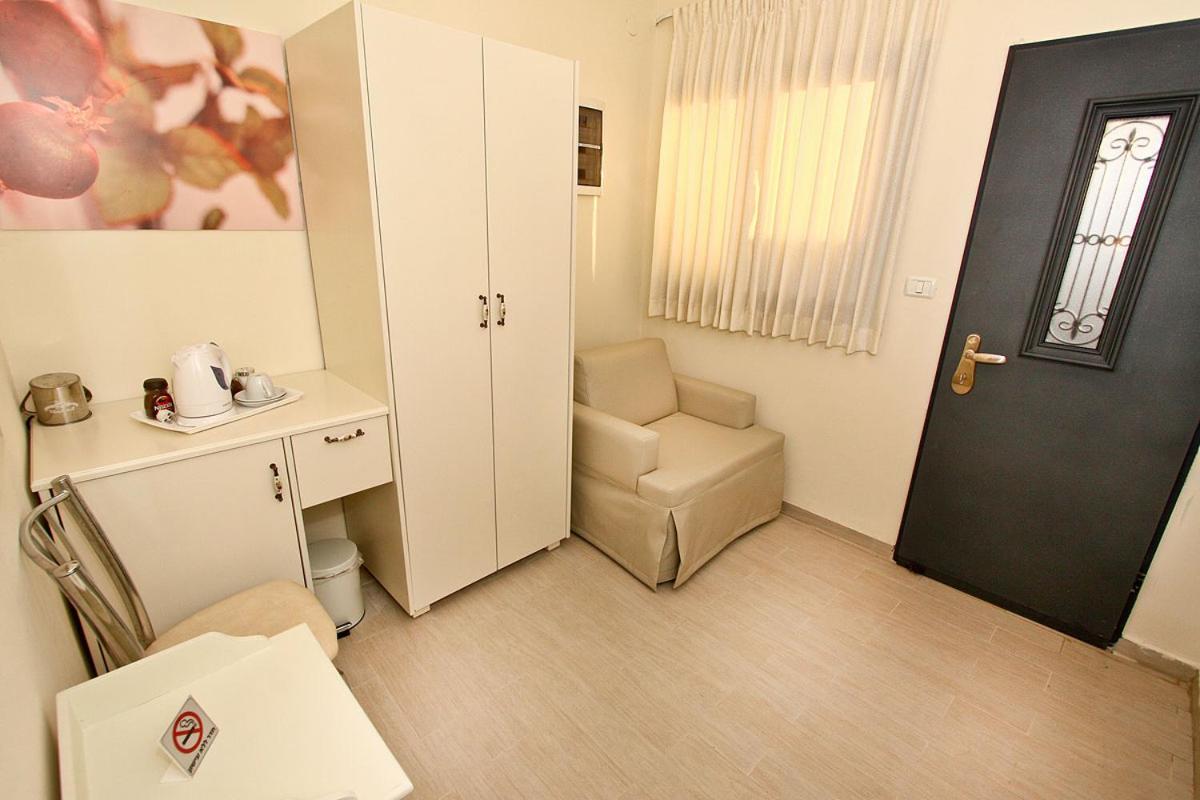 Achuza Bamarom Villa Safed Exteriör bild