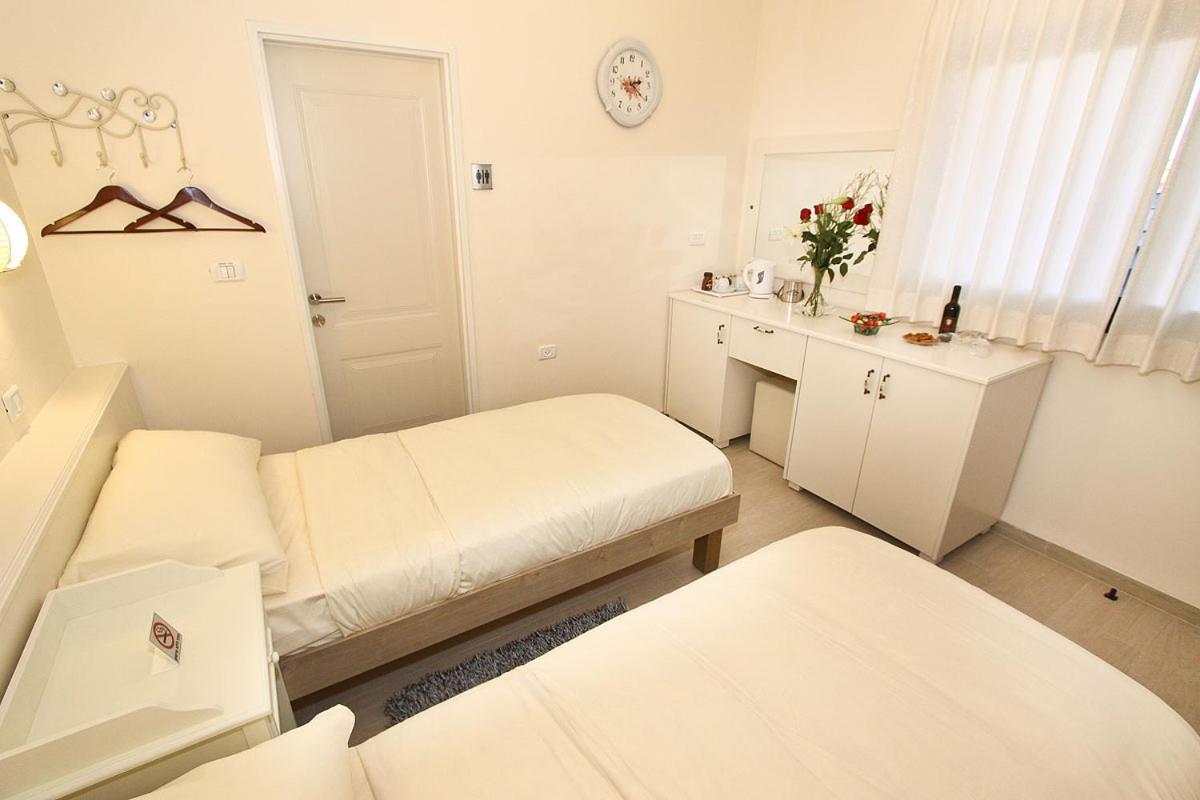 Achuza Bamarom Villa Safed Exteriör bild