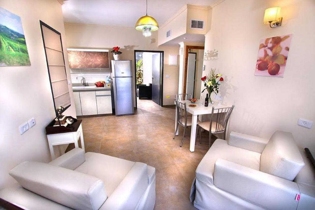 Achuza Bamarom Villa Safed Exteriör bild